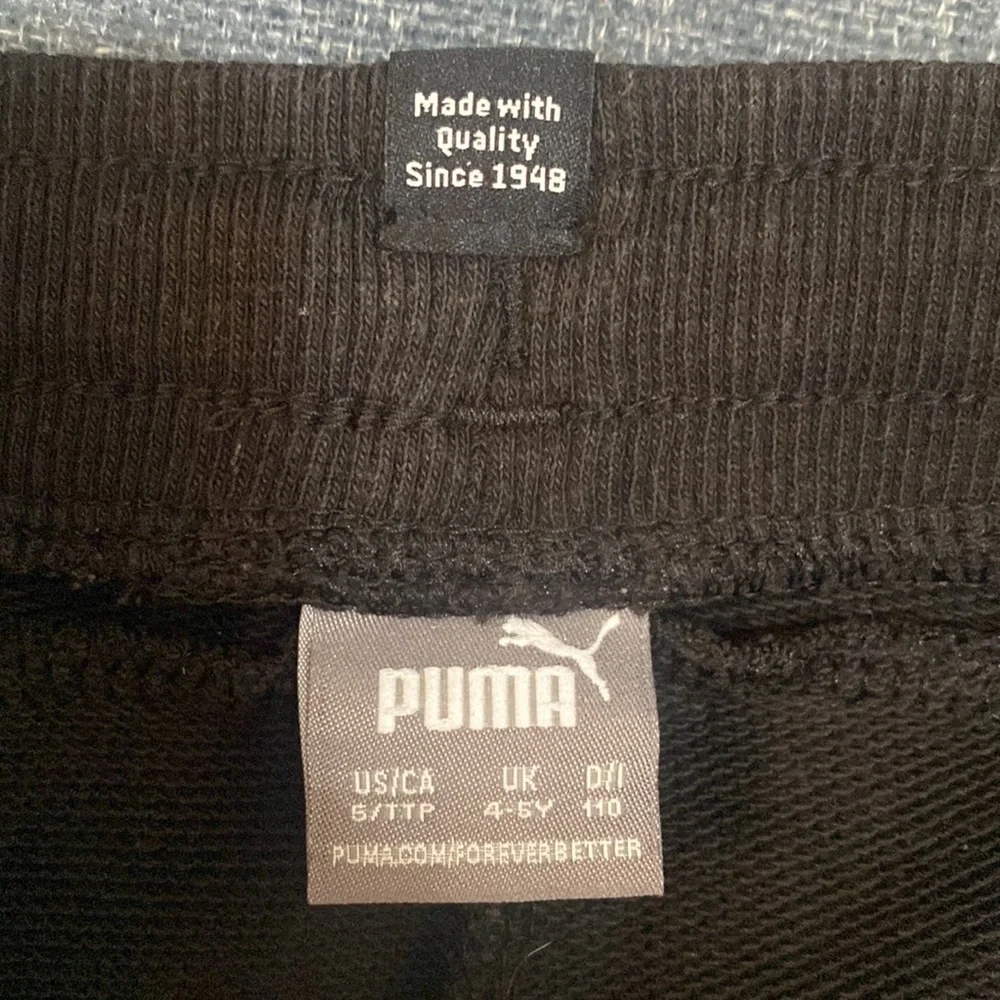 Girls - Puma tracksuit pants - UK Size 4-5 - Picture 3 of 4